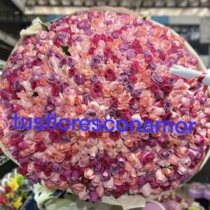 Ramo Buchon de 1000 rosas