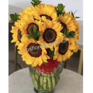 Jarron de girasoles